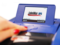 LabelMax SP3: Sistema Etichettatura Industriale "Forte, Veloce, Altà Qualità di Stampa."